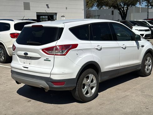 Used 2014 Ford Escape SE image 7