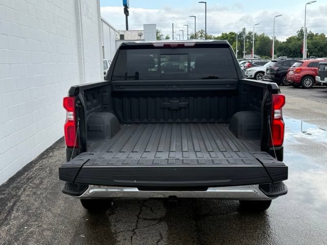 Certified 2026 Chevrolet Silverado 1500 LTZ w/ Technology Package AWD/4WD image 12