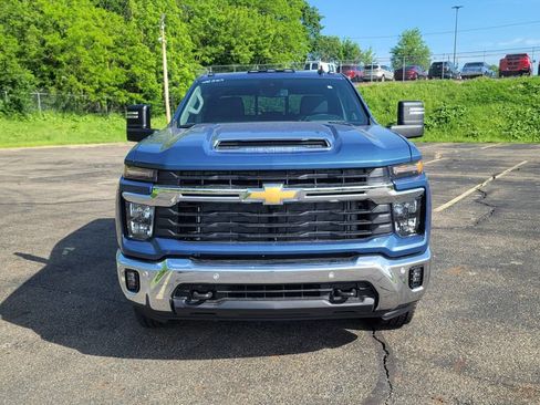 New 2026 Chevrolet Silverado 2500 LT w/ All Star Edition AWD/4WD image 4