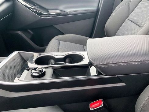 Used 2026 Chevrolet Equinox LT w/ LPO, Floor Liner Package FWD image 21