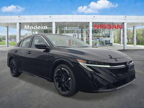 New 2026 Nissan Sentra SR FWD image 7
