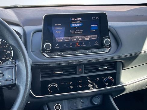 Used 2023 Nissan Rogue S image 16