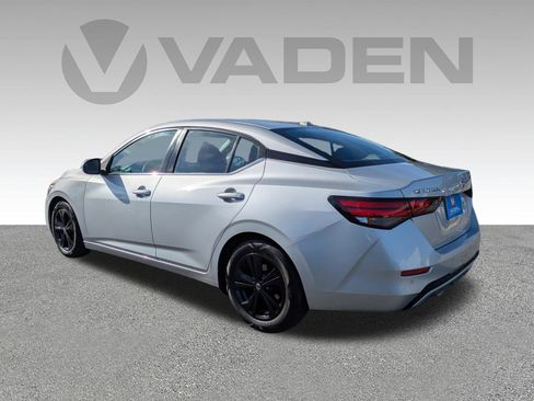 Used 2021 Nissan Sentra SV image 26