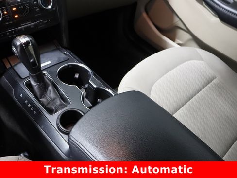 Used 2018 Ford Explorer FWD image 17