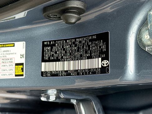 Used 2025 Toyota Corolla LE image 41