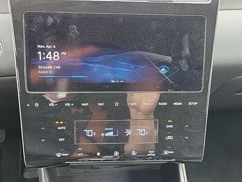 Used 2022 Hyundai Tucson Limited image 10