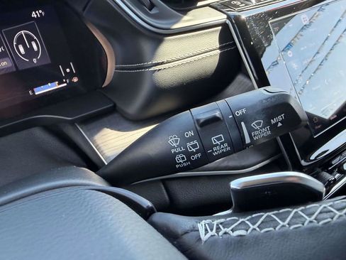 Used 2021 Jeep Grand Cherokee L Limited image 36