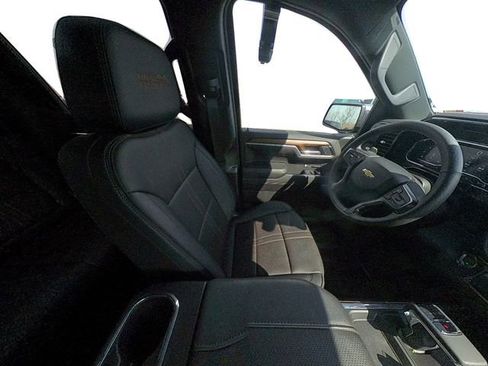 Used 2024 Chevrolet Silverado 1500 High Country w/ Technology Package image 36