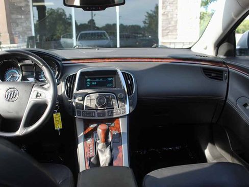 Used 2011 Buick LaCrosse CXL AWD/4WD image 27