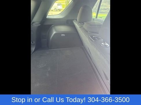 Used 2026 Chevrolet Equinox LT AWD/4WD image 10