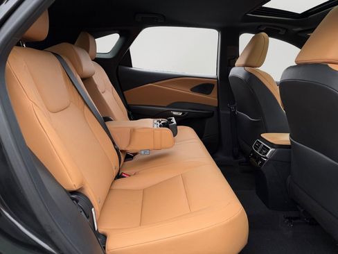 Certified 2024 Lexus RX 350 Premium w/ Accessory Package (Z1) image 8