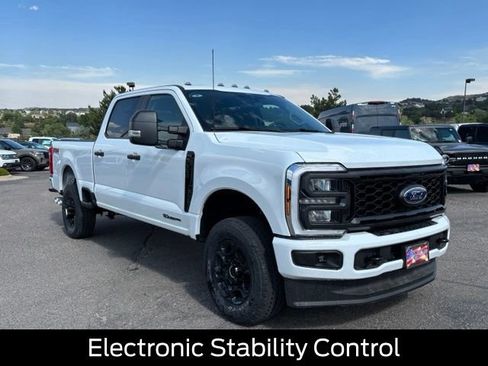 New 2026 Ford F250 XL w/ STX Appearance Package AWD/4WD image 9
