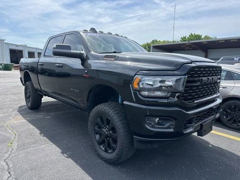 Used 2022 RAM 2500 Big Horn w/ Night Edition AWD/4WD image 2