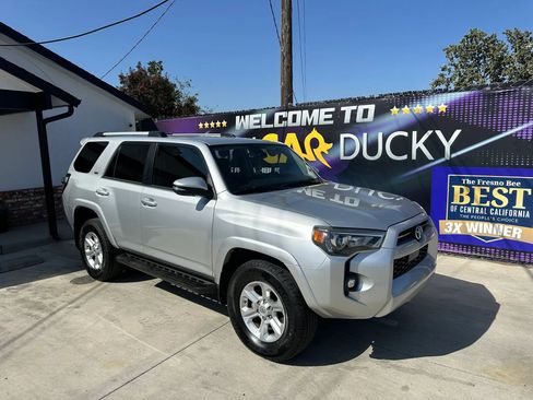 Used 2021 Toyota 4Runner SR5 Premium AWD/4WD image 3