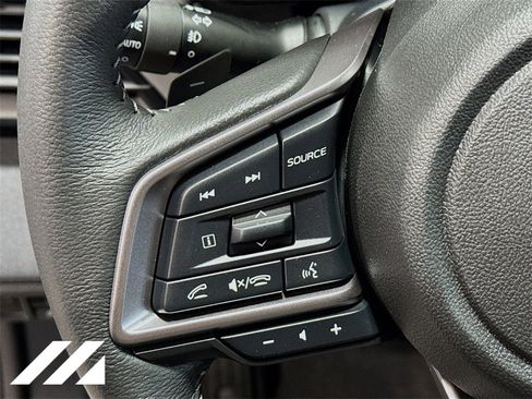 Used 2025 Subaru Outback Premium image 12