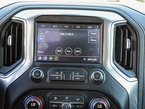 Used 2021 Chevrolet Silverado 1500 LT w/ Bed Protection Package image 16