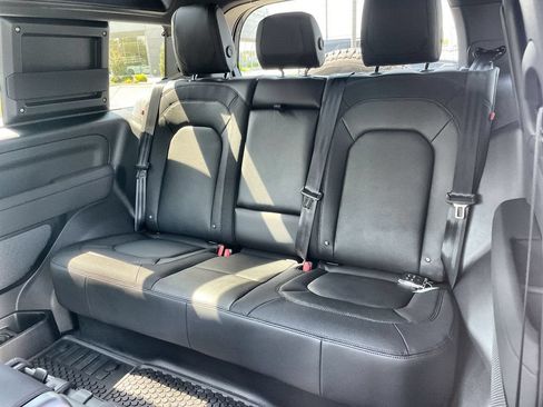 Certified 2023 Land Rover Defender 90 X-Dynamic SE AWD/4WD image 16
