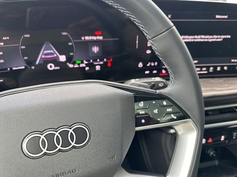 New 2025 Audi Q5 Premium Plus image 17