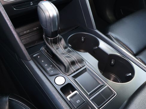 Used 2023 Volkswagen Atlas SE image 23