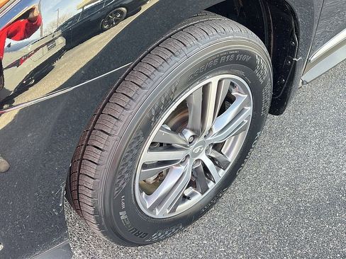 Used 2020 INFINITI QX60 Luxe w/ Essential Package image 9