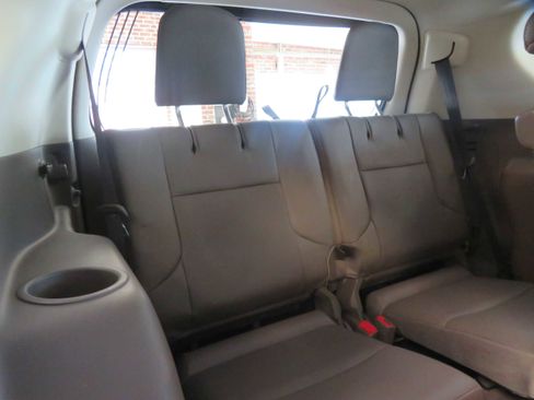 Used 2015 Lexus GX 460 w/ Premium Package image 24