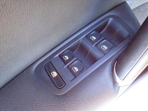 Used 2018 Volkswagen GTI Autobahn image 13