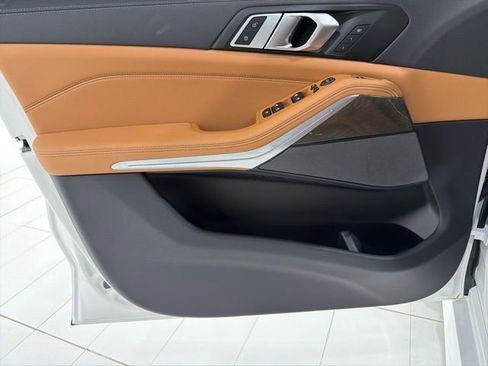 Certified 2023 BMW X5 xDrive40i w/ M Sport Package image 10