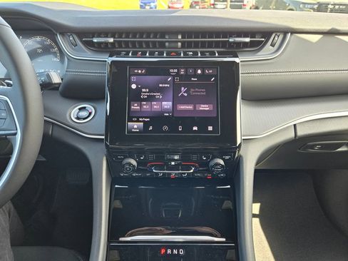 New 2026 Jeep Grand Cherokee L Laredo AWD/4WD image 19