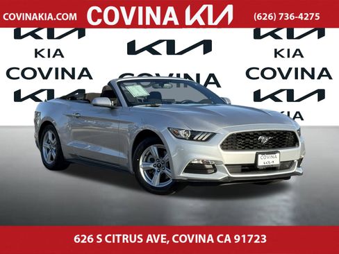 Used 2017 Ford Mustang Convertible image 1