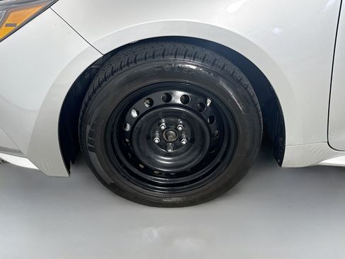Used 2023 Toyota Corolla LE FWD image 37