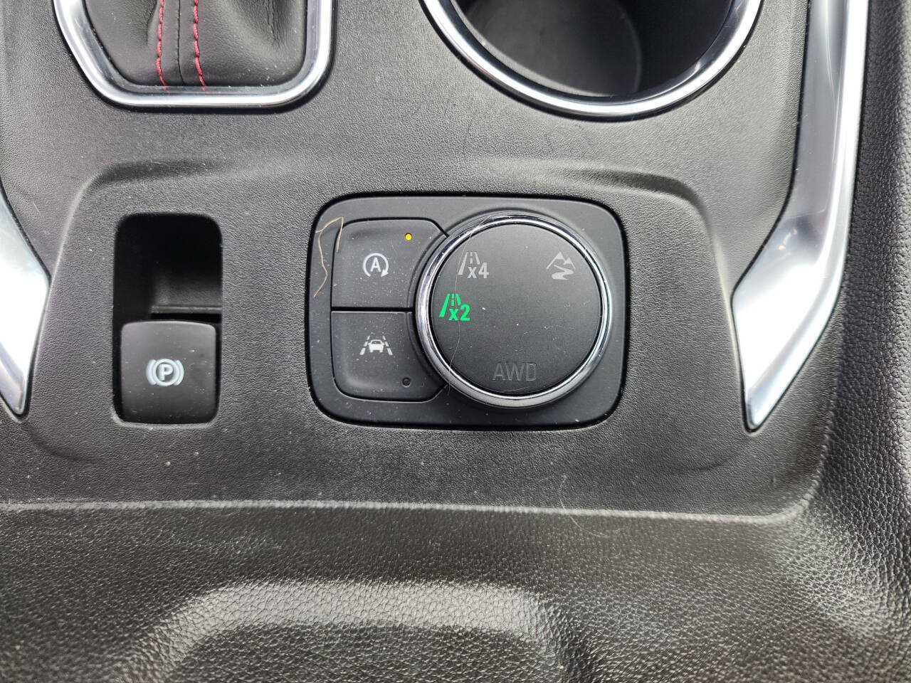 Used 2023 Chevrolet Traverse RS AWD/4WD image 33