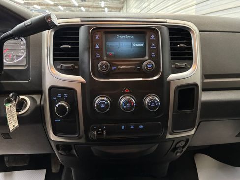 Used 2017 RAM 2500 SLT AWD/4WD image 19