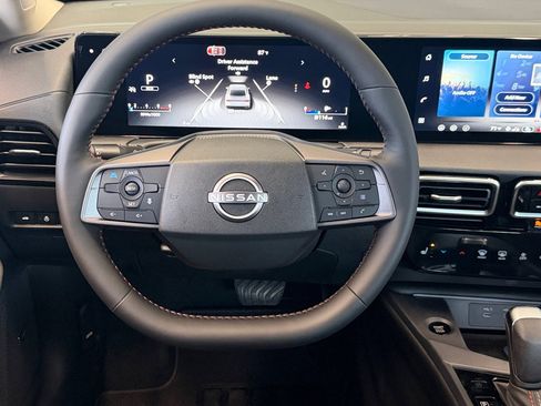 New 2027 Nissan Sentra SR w/ SR Premium Package FWD image 13
