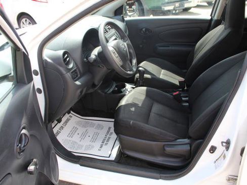 Used 2016 Nissan Versa S image 11