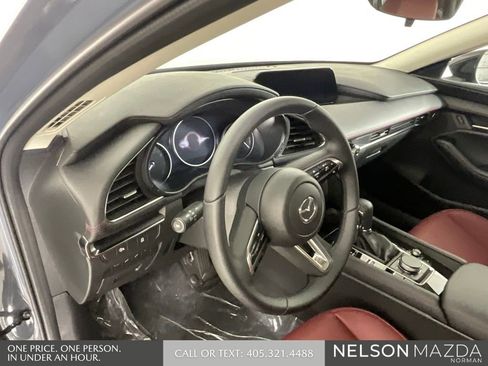 New 2026 MAZDA MAZDA3 Carbon image 32