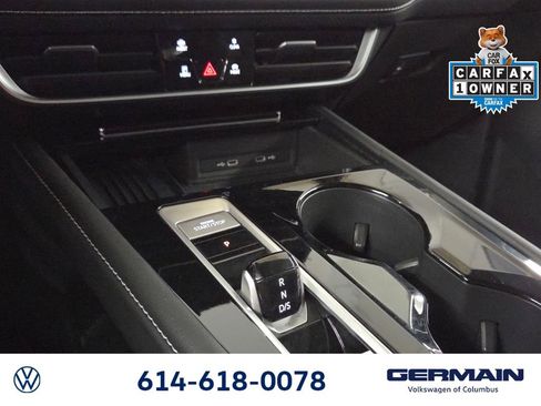 Used 2025 Volkswagen Atlas SE AWD/4WD image 29