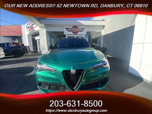 Used 2025 Alfa Romeo Stelvio Tributo Italiano w/ Active Assist Plus Package AWD/4WD image 8