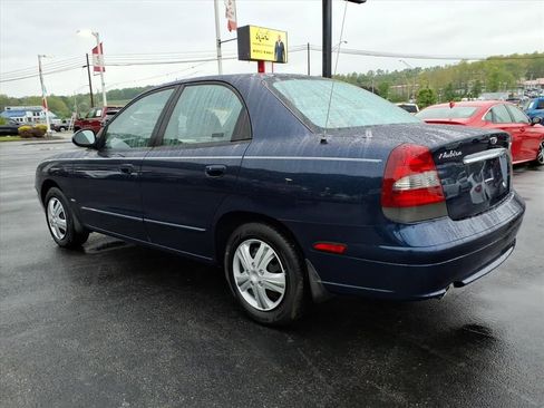 Used 2000 Daewoo Nubira SE FWD image 7