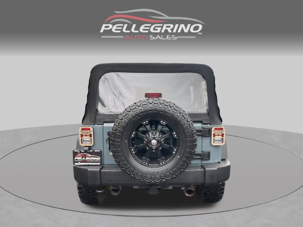 Used 2015 Jeep Wrangler Unlimited Sport w/ Connectivity Group AWD/4WD image 6