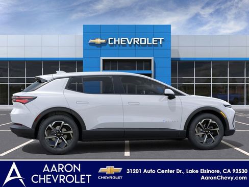 New 2026 Chevrolet Equinox EV LT image 5