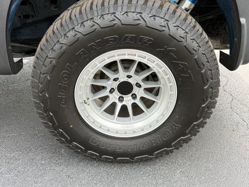 Used 2018 Ford F150 Raptor w/ Equipment Group 802A Luxury AWD/4WD image 14