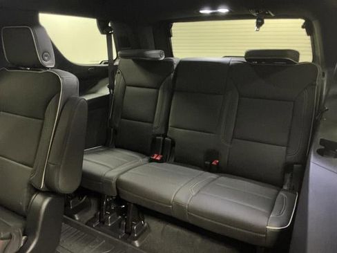 New 2026 GMC Yukon Elevation w/ LPO, Elevation Black Package AWD/4WD image 26