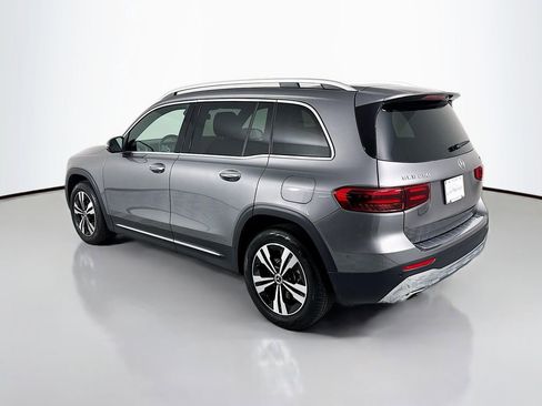 Used 2026 Mercedes-Benz GLB 250 4MATIC image 3