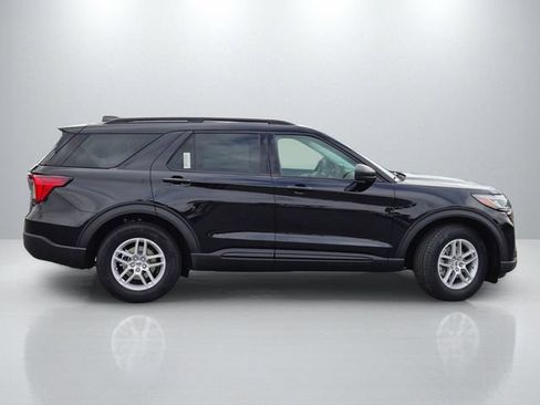 New 2026 Ford Explorer Active w/ Active Comfort Package RWD image 3