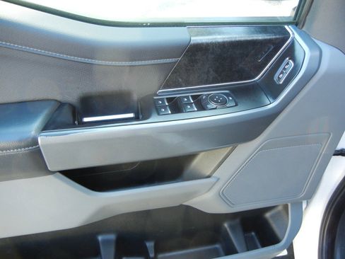 Used 2021 Ford F150 XLT w/ Equipment Group 301A Mid image 17