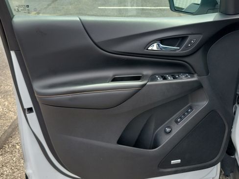 Used 2020 Chevrolet Equinox Premier AWD/4WD image 23