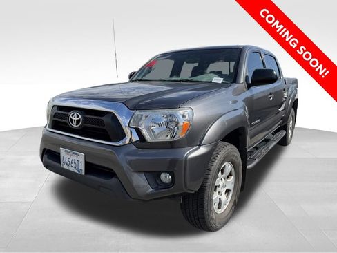 Used 2015 Toyota Tacoma PreRunner w/ TRD Off-Road Package RWD image 1