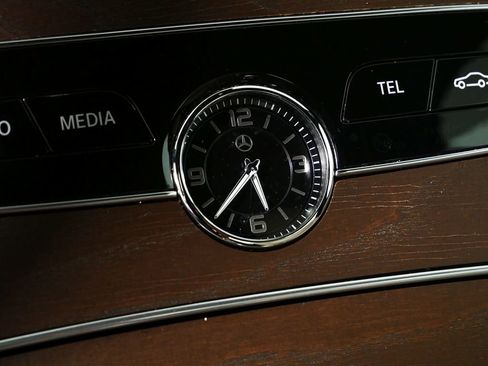 Used 2019 Mercedes-Benz C 300 Sedan image 17