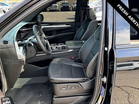 Used 2025 Cadillac Escalade Sport w/ Touring Package AWD/4WD image 21