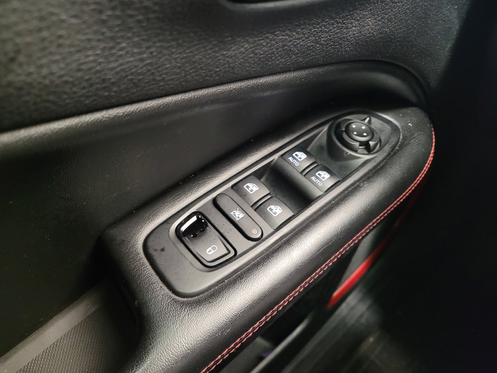 Used 2018 Jeep Compass Trailhawk w/ Cold Weather Group AWD/4WD image 27
